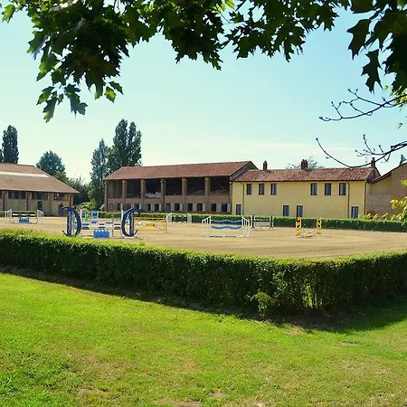 Farm stay Borgo San Francesco Basiglio